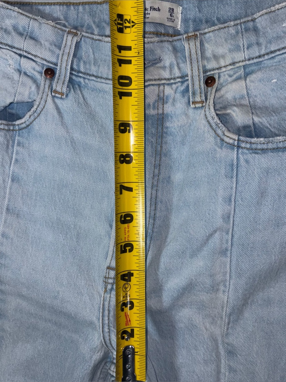 Abercrombie Fitch 90s Straight Ultra High Rise Jeans Womens Size 28/6 Light Wash - Picture 8 of 12